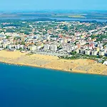 Stylish With Outdoor Pool * Bibione