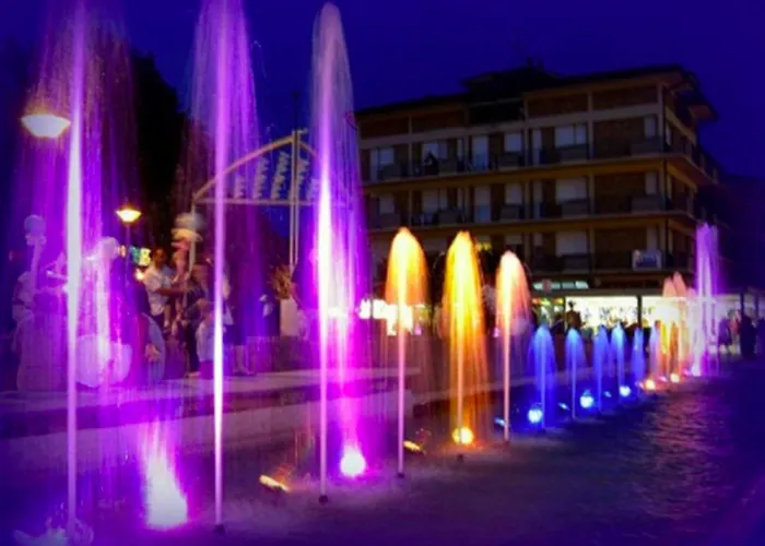 Stylish With Outdoor Pool Бибионе